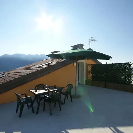Apartment Giardino Dei Limoni 4 *